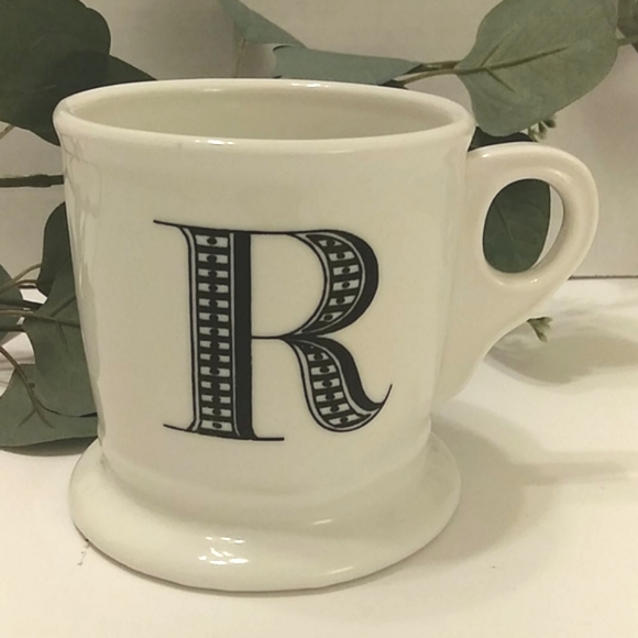 Anthropologie Ceramic Monogram letter R coffe/tea mug - Picture 2 of 5